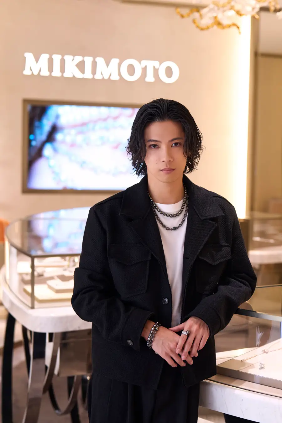 神宮寺勇太さんとMIKIMOTOの新しい歩み。ニューヨークで出会う、黒いパールの表情 写真1