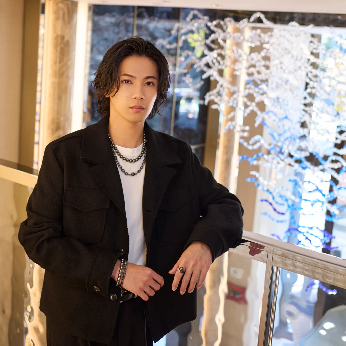 神宮寺勇太さんとMIKIMOTOの新しい歩み。ニューヨークで出会う、黒いパールの表情 写真2